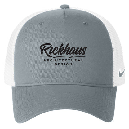 Nike Snapback Mesh Trucker Cap